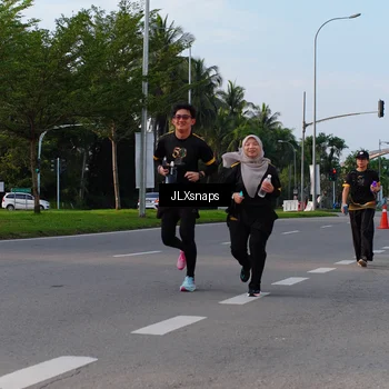 Runner Photo 7140377
