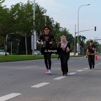 Runner Photo 7140379