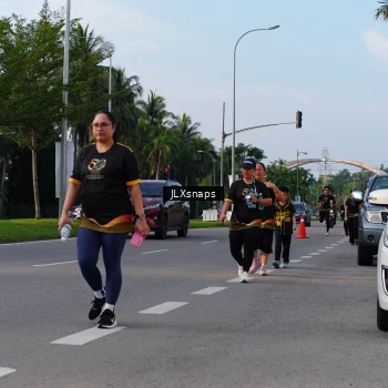 Runner Photo 7140426