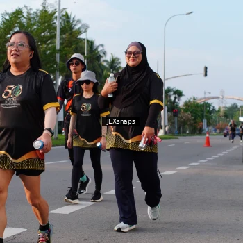 Runner Photo 7140468