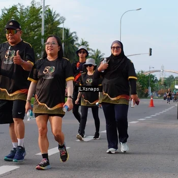 Runner Photo 7140475