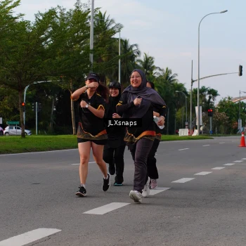 Runner Photo 7140505