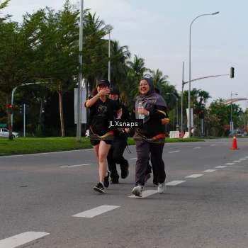Runner Photo 7140510