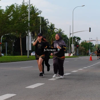 Runner Photo 7140512
