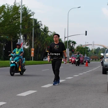Runner Photo 7140544