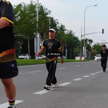 Runner Photo 7140554