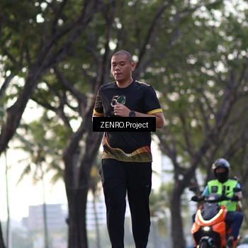 Runner Photo 7140679