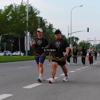 Runner Photo 7140712