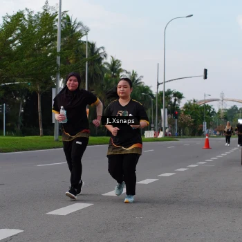 Runner Photo 7140781