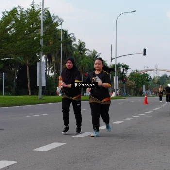 Runner Photo 7140790