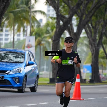 Runner Photo 7140797