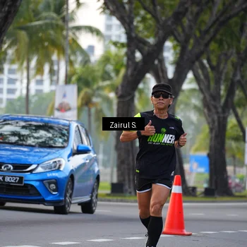 Runner Photo 7140802