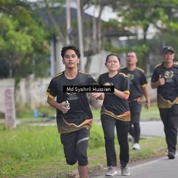 Runner Photo 7141140