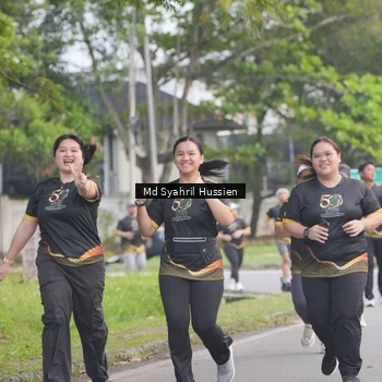 Runner Photo 7141535