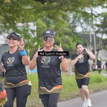 Runner Photo 7141574