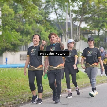 Runner Photo 7141738
