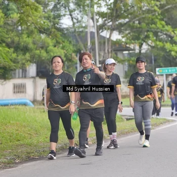 Runner Photo 7141739