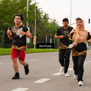 Runner Photo 7141843