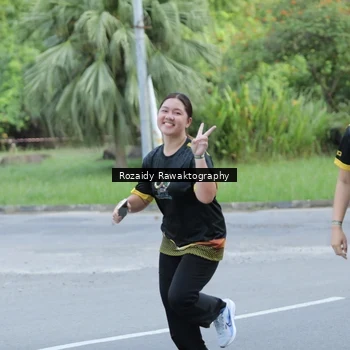 Runner Photo 7141846
