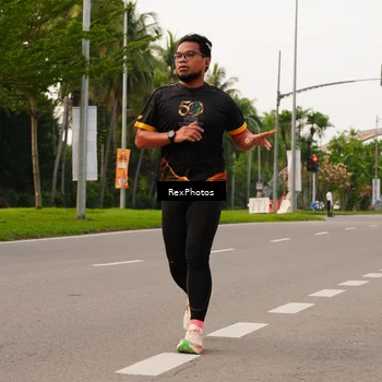 Runner Photo 7141853