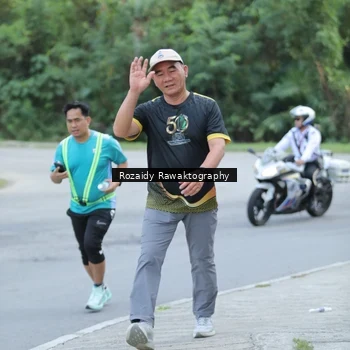Runner Photo 7141889