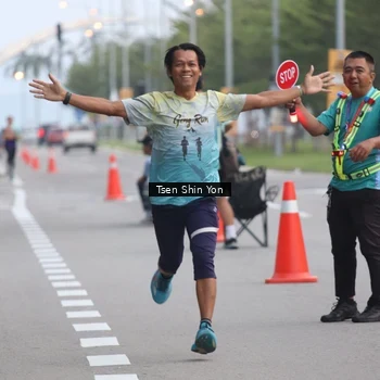 Runner Photo 7142035