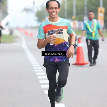 Runner Photo 7142119