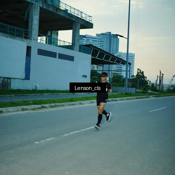 Runner Photo 7142215