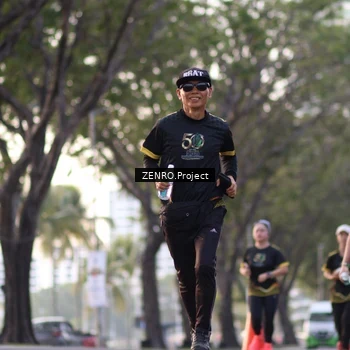 Runner Photo 7142308