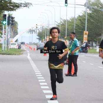 Runner Photo 7142314