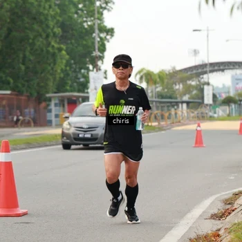 Runner Photo 7142345