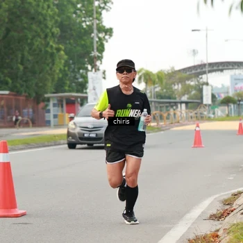Runner Photo 7142350
