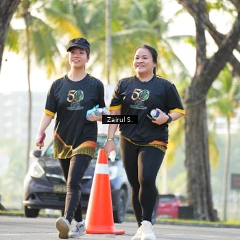 Runner Photo 7142422