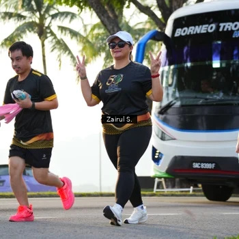 Runner Photo 7142516