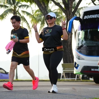 Runner Photo 7142517