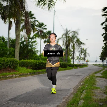 Runner Photo 7142536