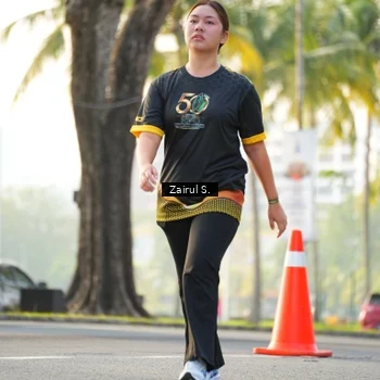 Runner Photo 7142578