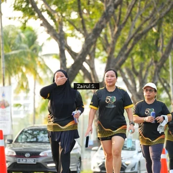 Runner Photo 7142617