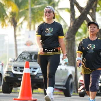 Runner Photo 7142639