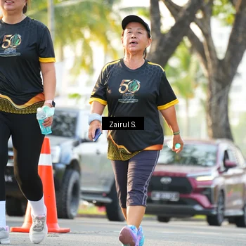 Runner Photo 7142655