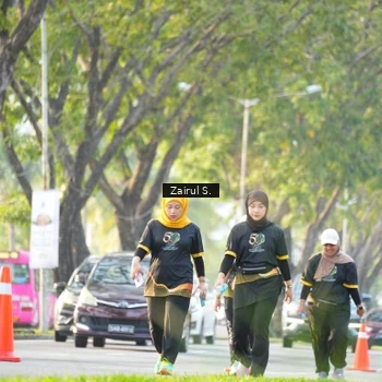 Runner Photo 7142690