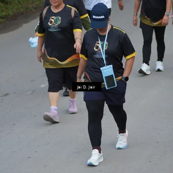 Runner Photo 7142752