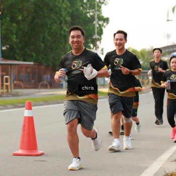 Runner Photo 7142767