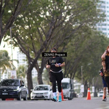 Runner Photo 7142788