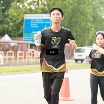 Runner Photo 7142809