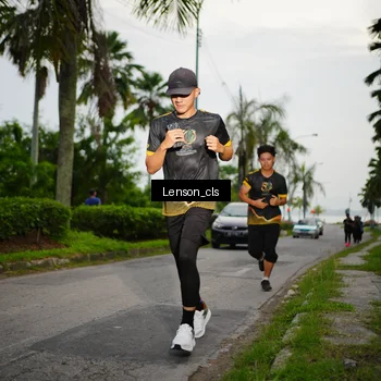 Runner Photo 7142813