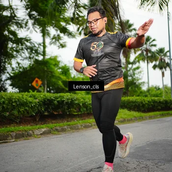 Runner Photo 7142818