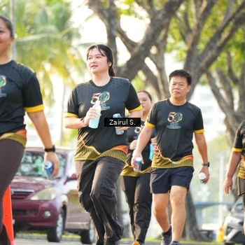 Runner Photo 7142854
