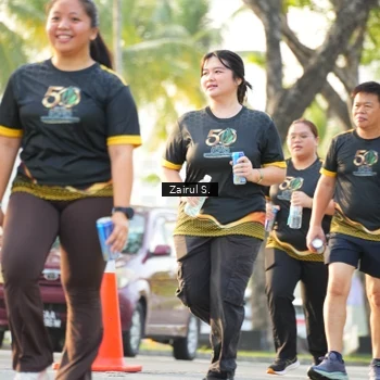 Runner Photo 7142859