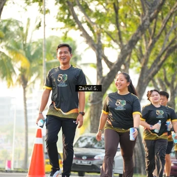 Runner Photo 7142923